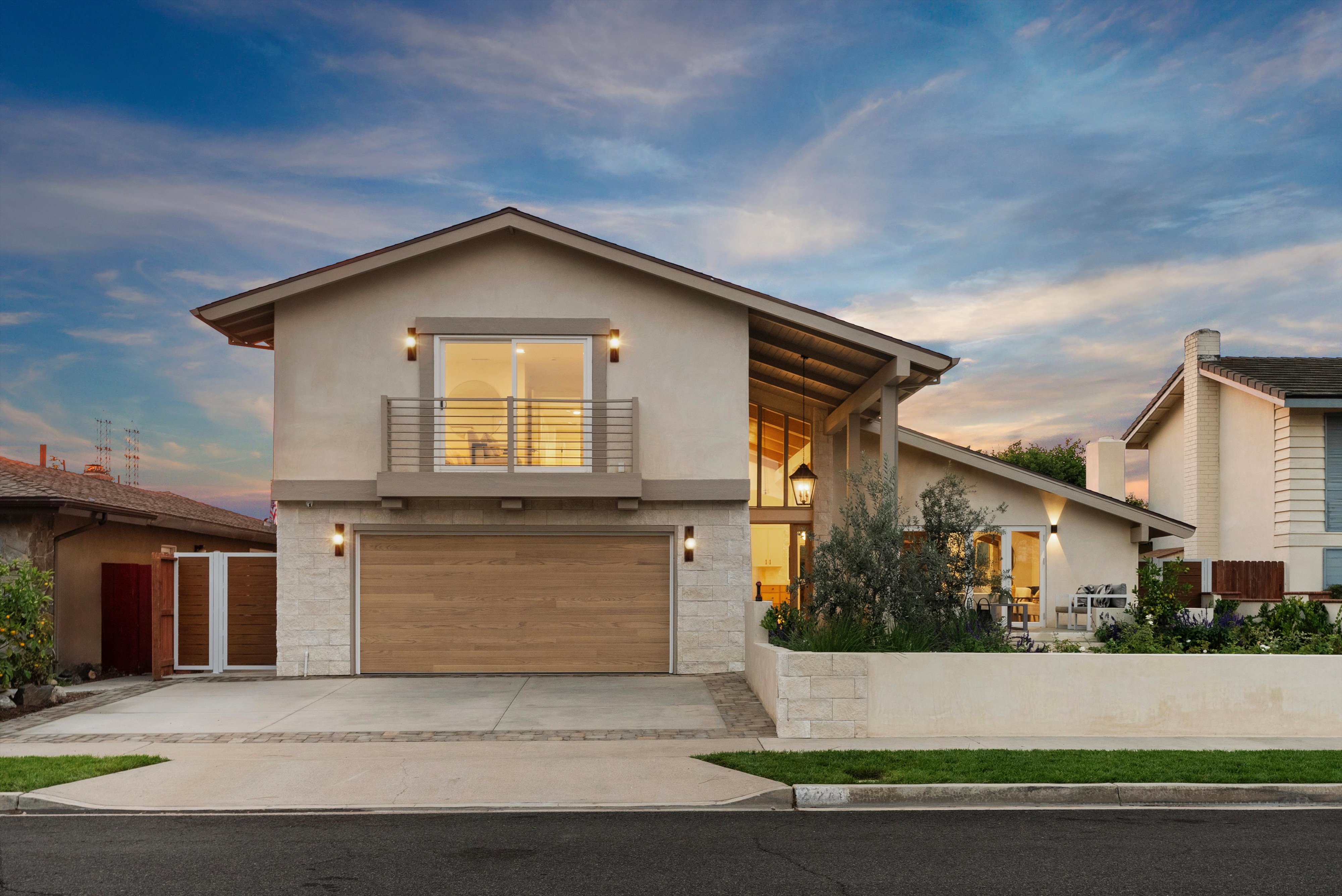 2741 Sandpiper Drive, Costa Mesa