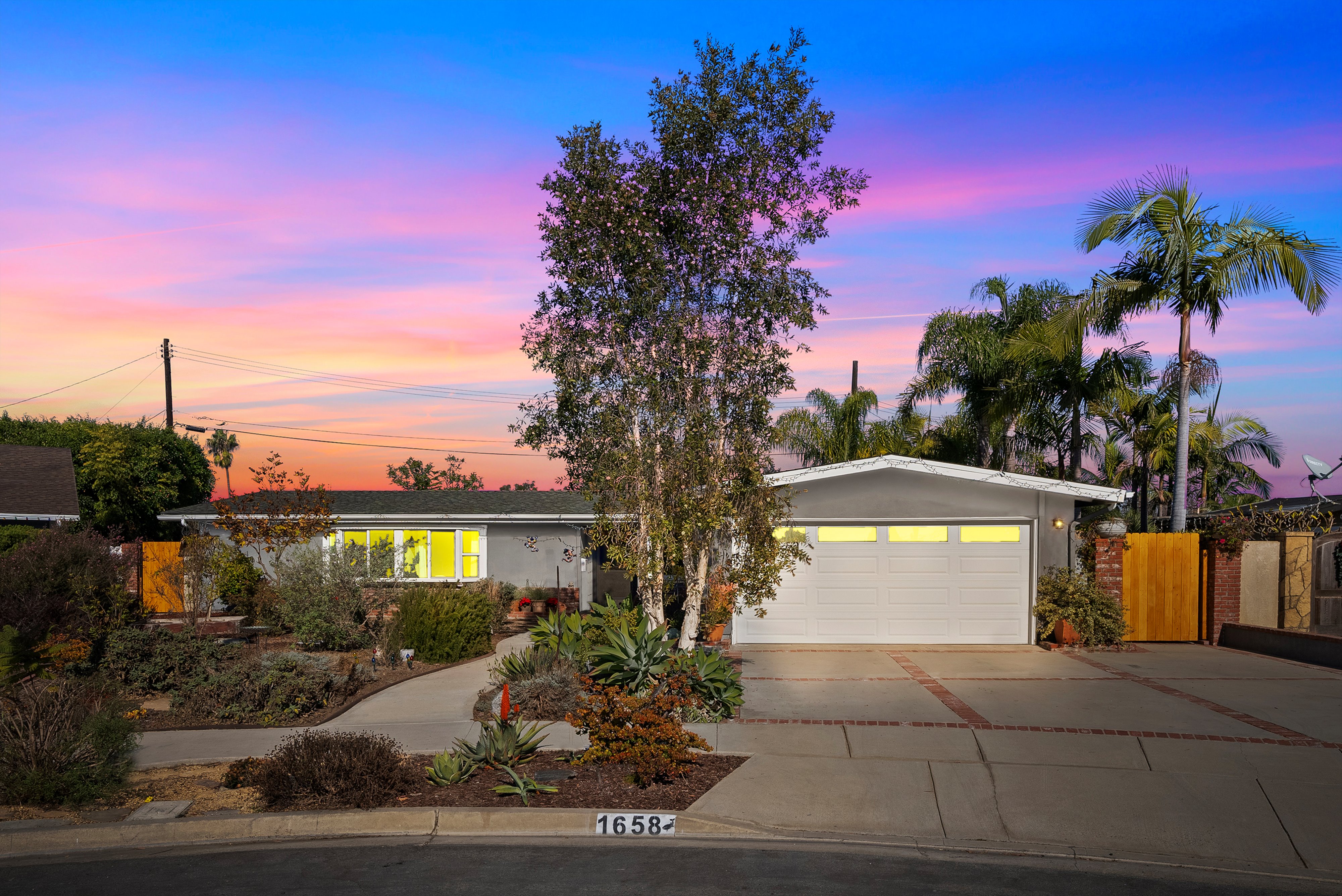 1658 Bimini Place, Costa Mesa