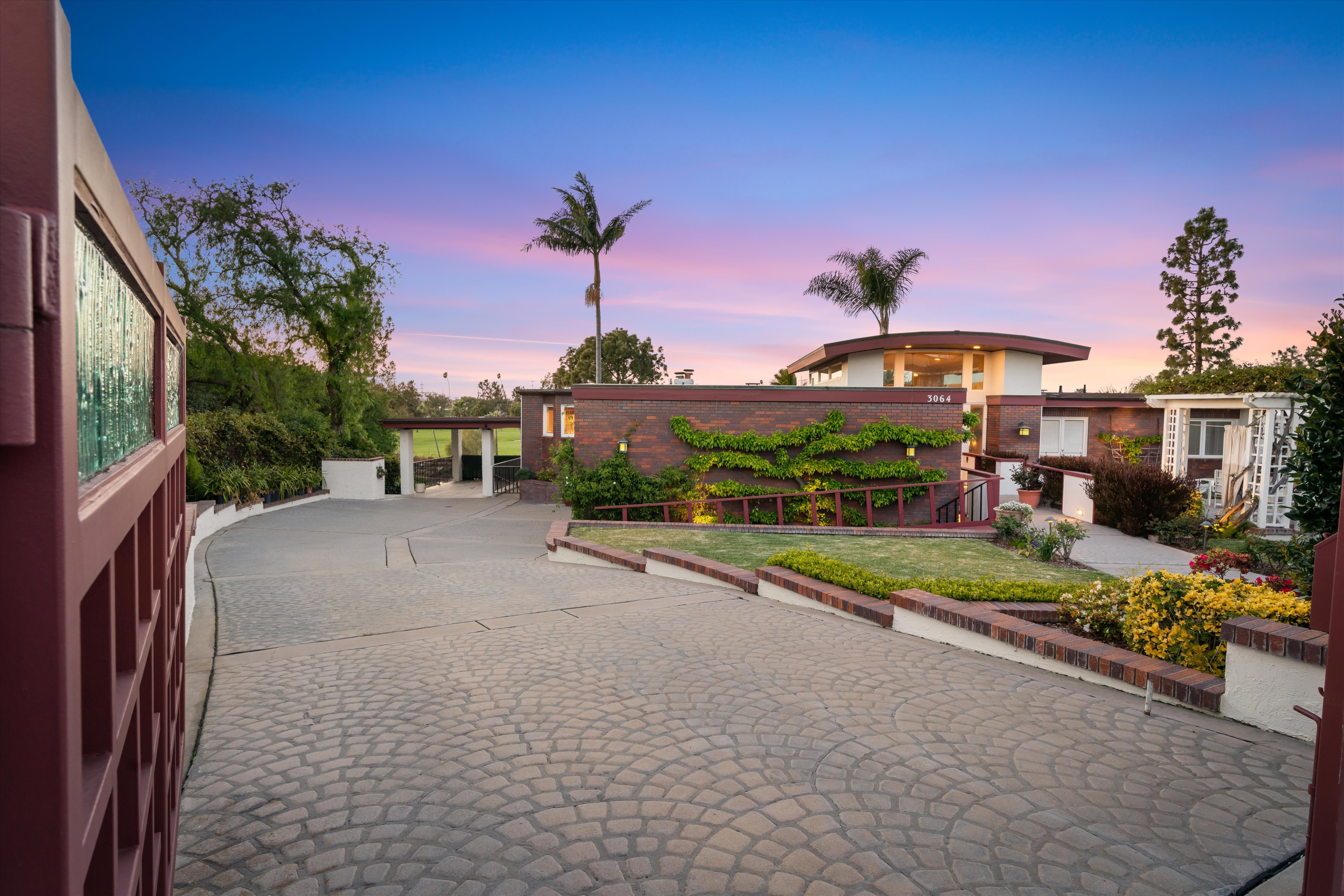 3064 Java Road, Costa Mesa