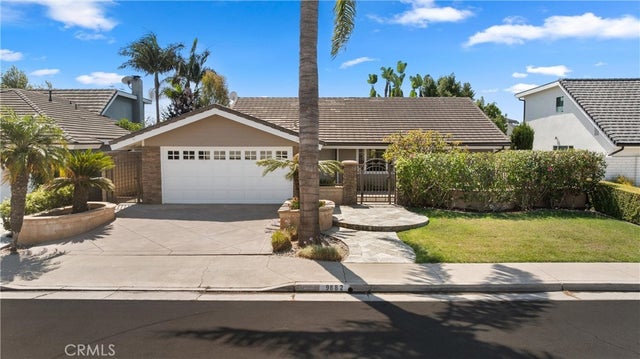 9882 Cornerbrook Drive, Huntington Beach