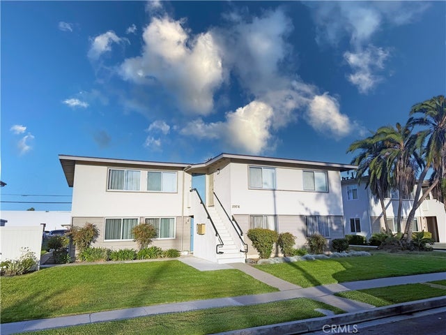 2976 Royal Palm, Costa Mesa