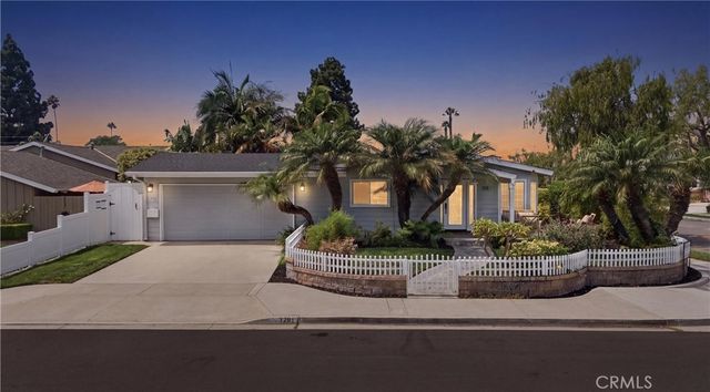 3281 Michigan Avenue, Costa Mesa